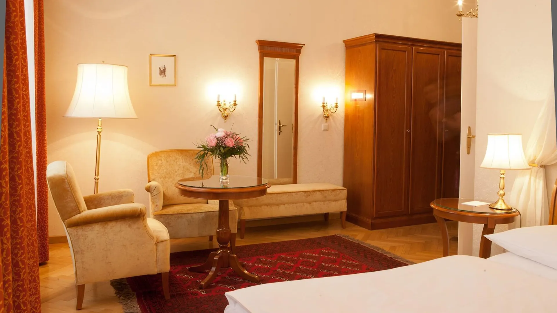 ****  Hotel Kaiserin Elisabeth Vienna Austria