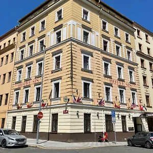 Szálloda Gallery Sis