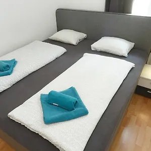 Apartament In Near Schoenbrunn & Westbahnhof - Keyless Check-in