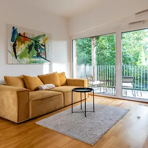 shome-apartments-ost-self-check-in-free-parking.graz-austria-hotels.com/